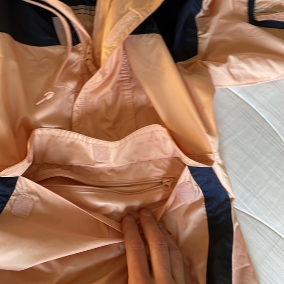 Columbia rain jacket 1/2 zip pull over - Picture 5 of 8